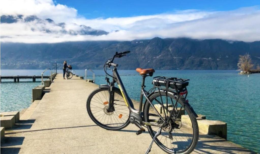 Lac Annecy Plage Privee, Duplex Baie Des Voiles Duingt Exterior photo